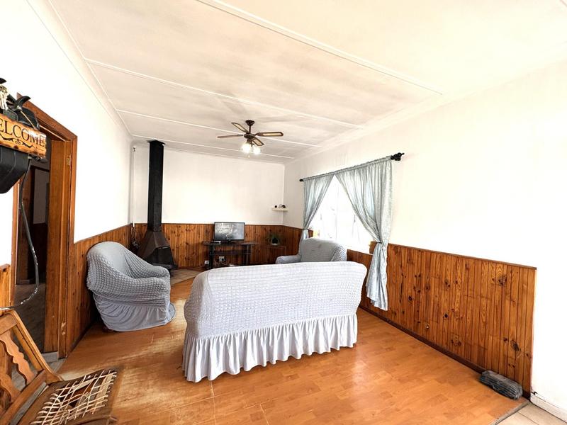 5 Bedroom Property for Sale in Southfield Western Cape